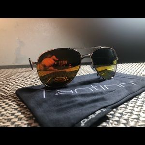 Classic Aviator Sunglasses (NEW)